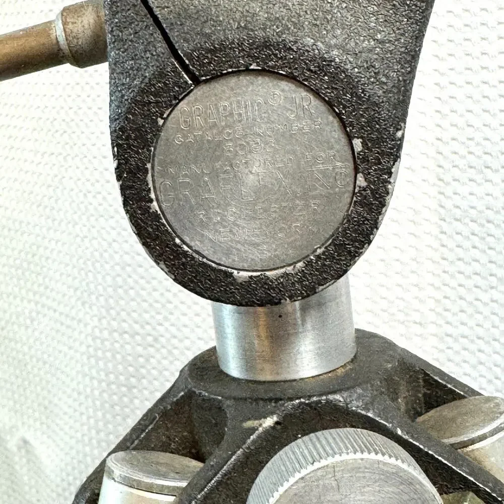 Vintage Tripod Graphic Jr. Model 8092 Graflex Aluminum Camera New York EUC
